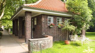 Kinkys im Park, Umbau eines denkmalgeschützten Toilettenhauses in Dortmund