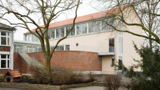 Wiederaufbau Hauptgebäude Kirchderner Grundschule
